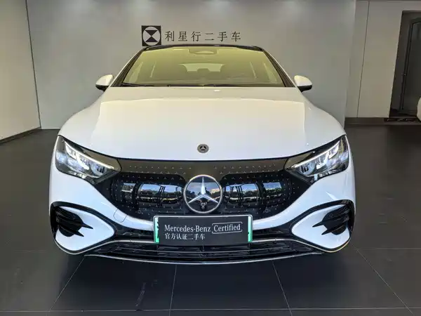 Mercedes-Benz EQE 2025
