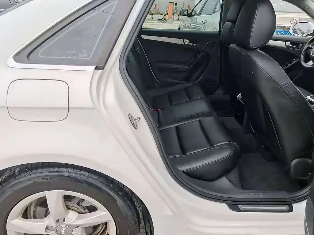 Audi A4L 2013