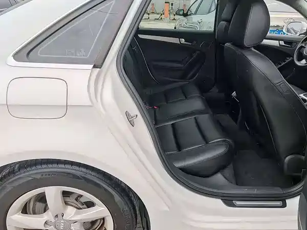 Audi A4L 2013