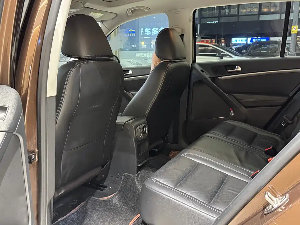 Volkswagen Tiguan 2016 — фото 13