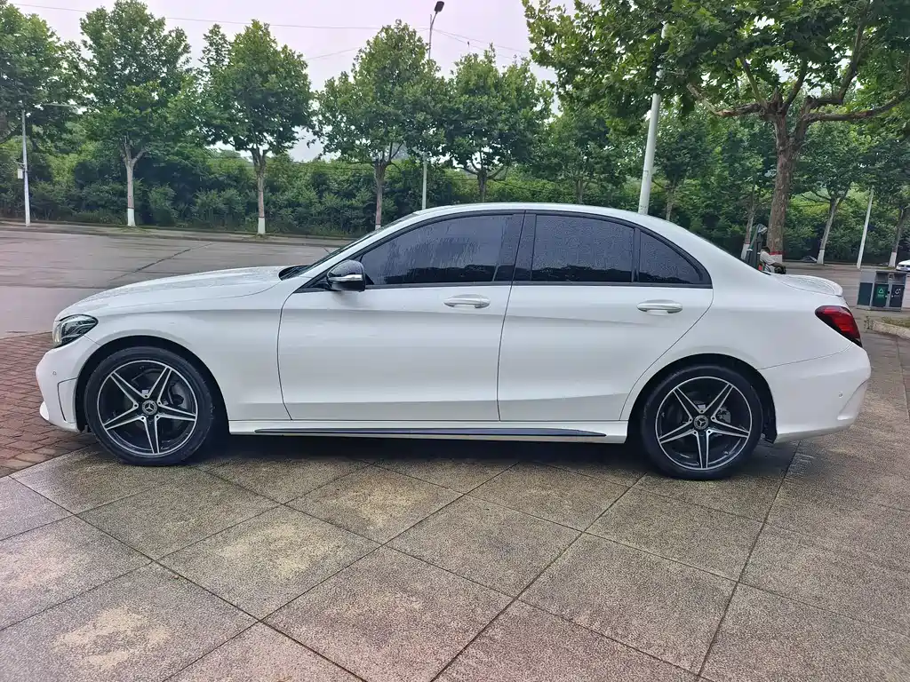 Mercedes-Benz C-Class 2020 — фото 2