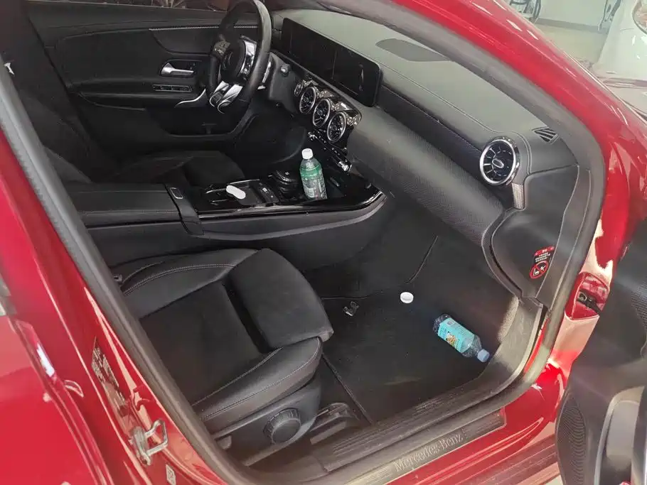Mercedes-Benz A-Class 2020 — фото 8