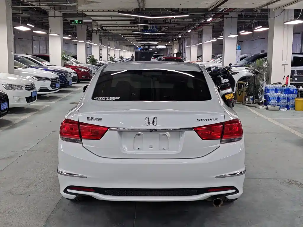 Honda Spirior 2017 — фото 8