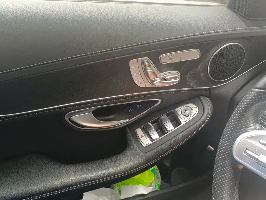Mercedes-Benz C-Class 2019