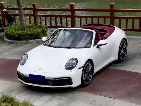 Porsche 911 2021