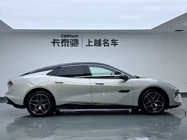 Lotus EMEYA 2026