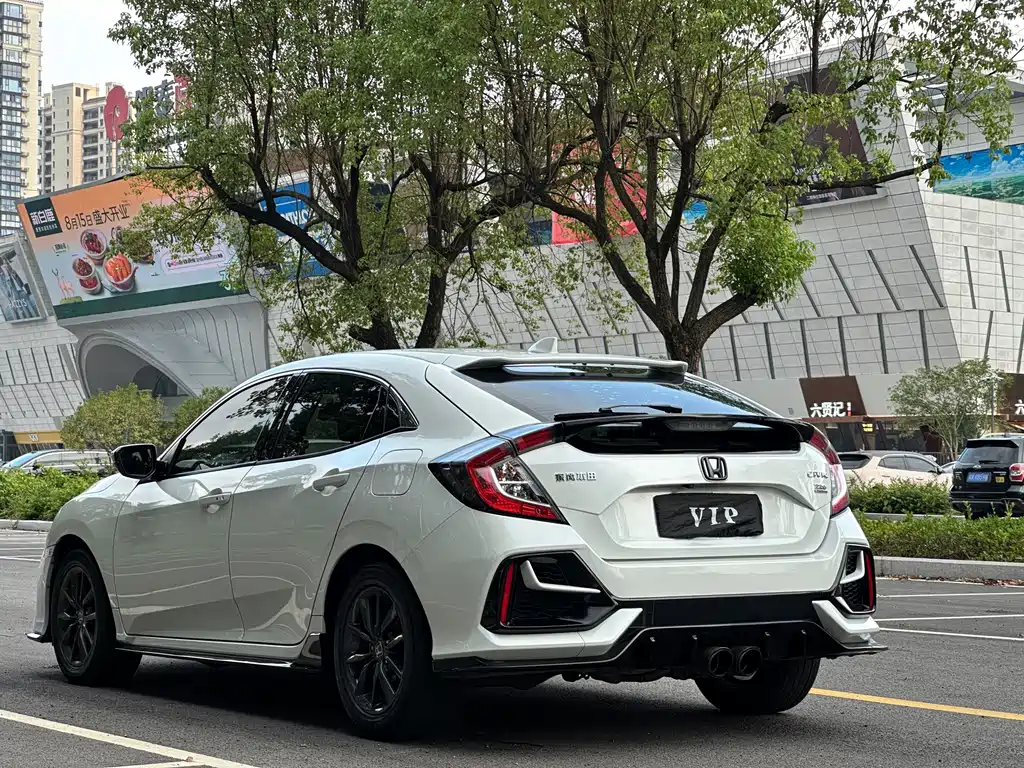 Honda Civic 2020 — фото 13