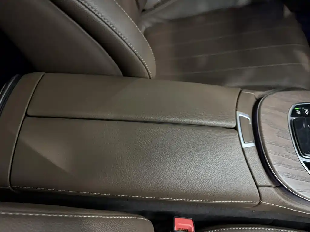 Mercedes-Benz E-Class 2022 — фото 15