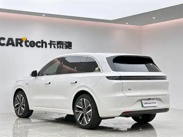 Li Auto L6 2024