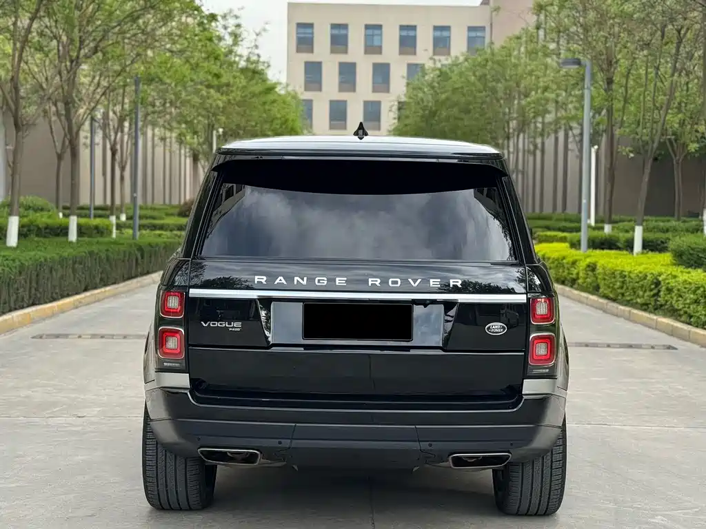Land Rover Range Rover 2021 — фото 20