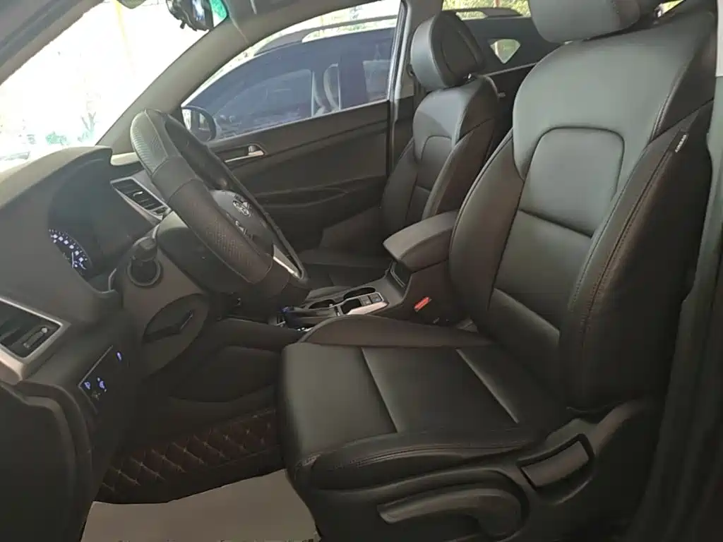 Hyundai Tucson 2016 — фото 15