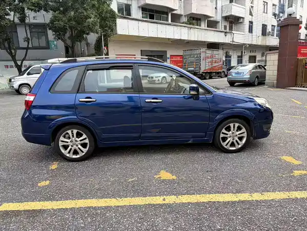 Suzuki Liana A6 2016
