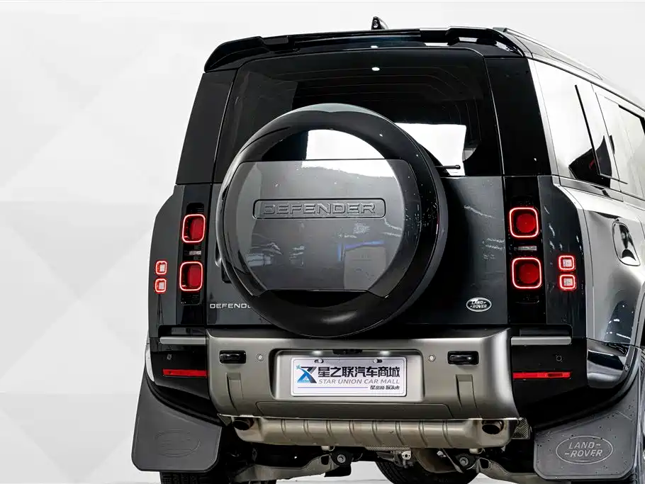 Land Rover Defender 2025 — фото 8