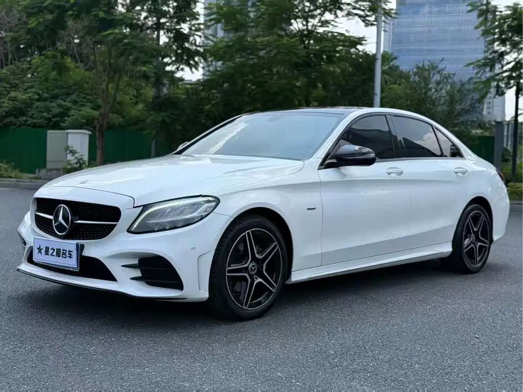 Mercedes-Benz C-Class 2021