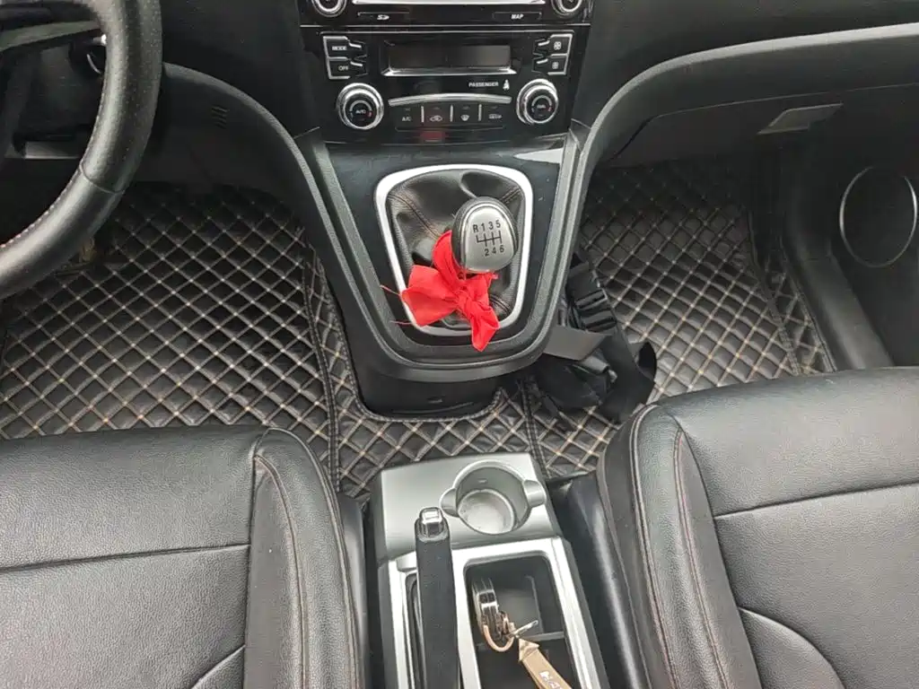 Haval H6 2015 — фото 14