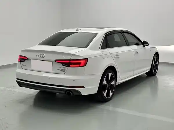 Audi A4L 2017