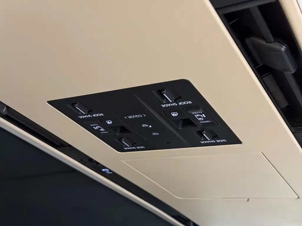 Toyota Alphard 2024 — фото 22