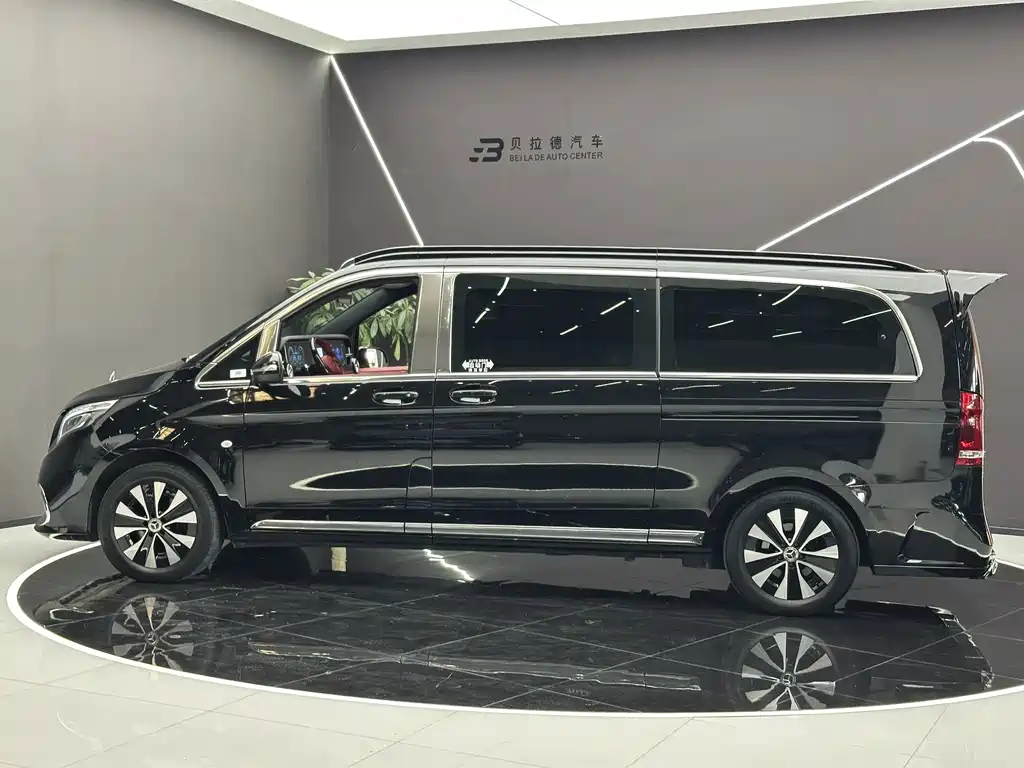 Mercedes-Benz Vito 2022 — фото 19