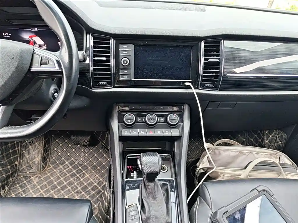Skoda Kodiaq 2020 — фото 13