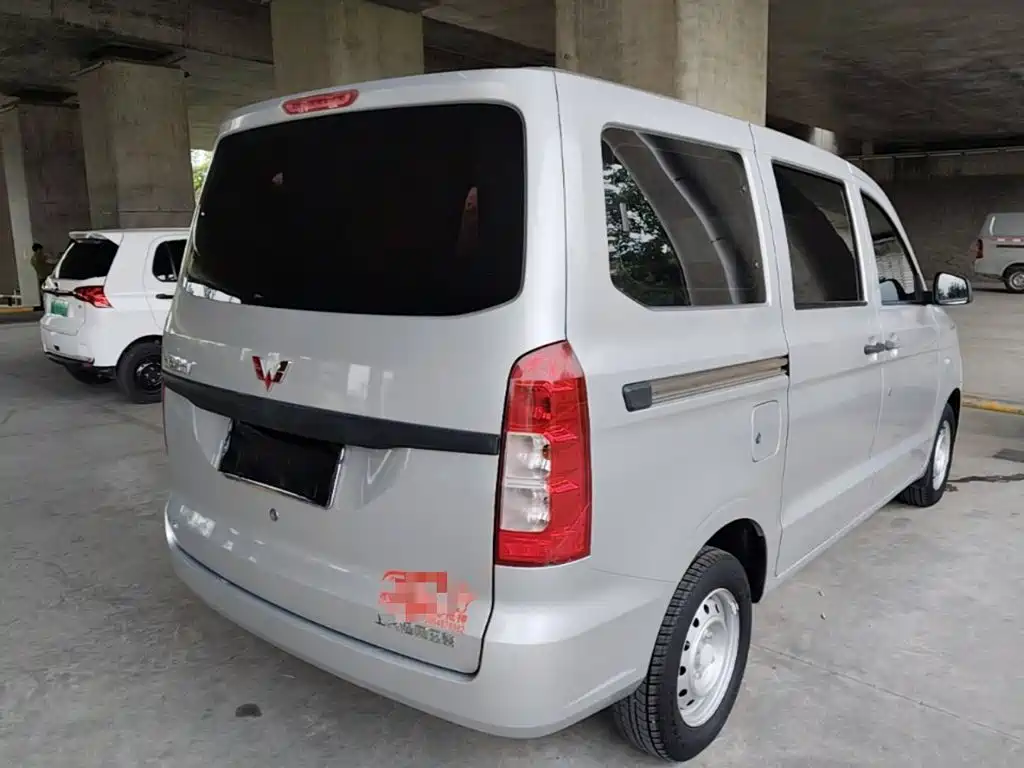 Wuling Hongguang V 2023 — фото 7