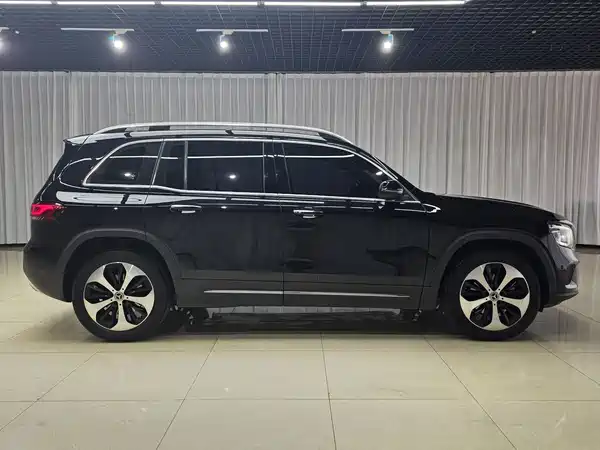 Mercedes-Benz GLB 2020