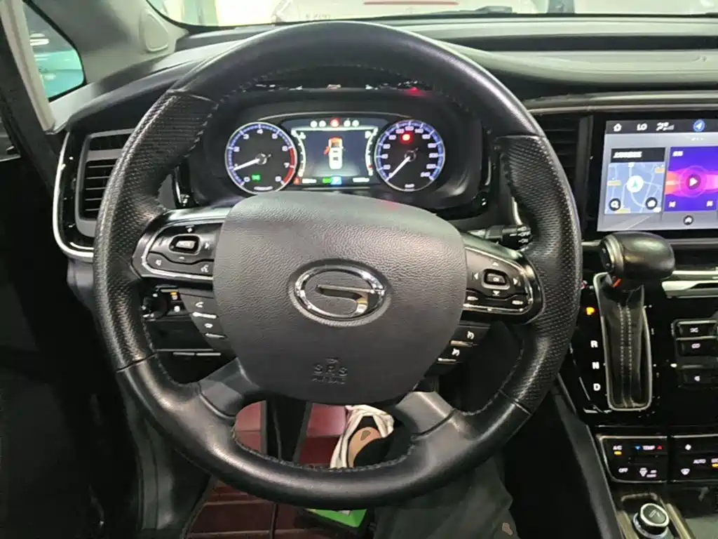 GAC Trumpchi M8 2019 — фото 11