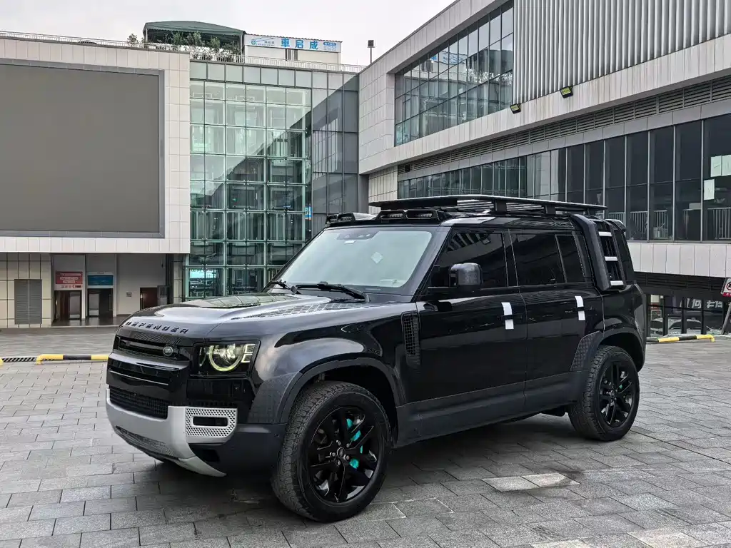 Land Rover Defender 2023 — фото 1