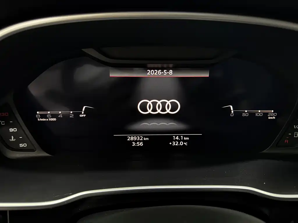 Audi Q3 2022 — фото 10