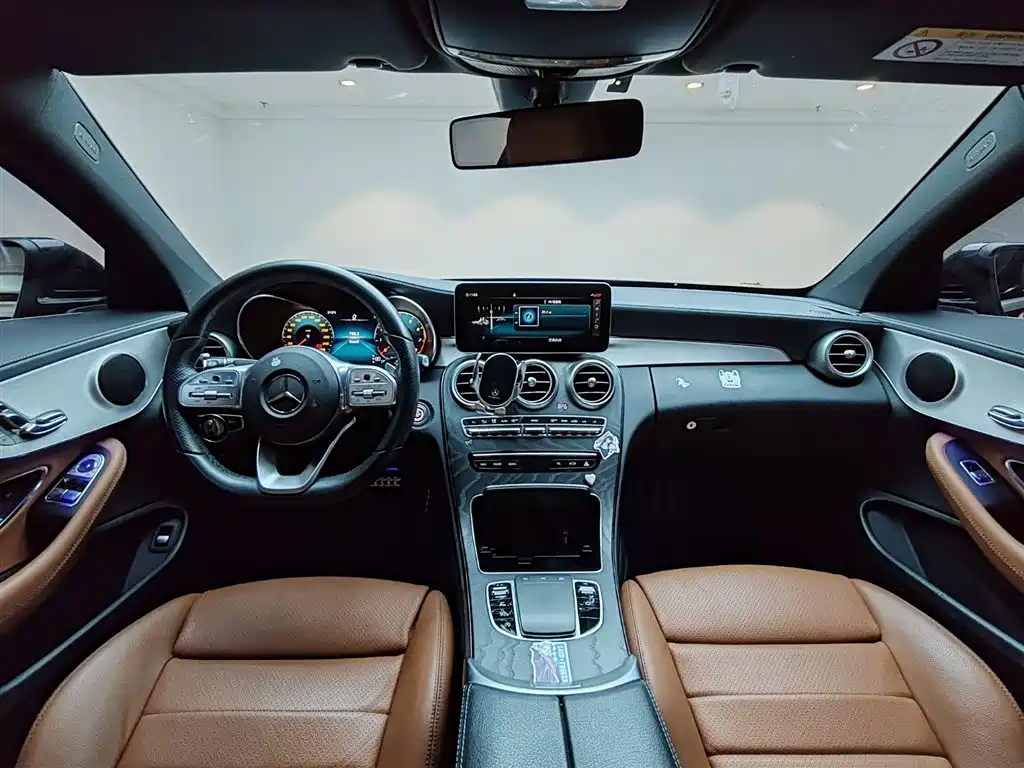 Mercedes-Benz C-Class 2019 — фото 9