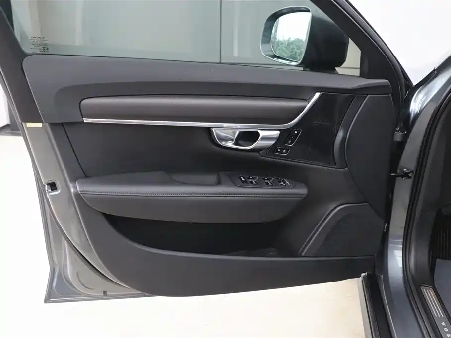 Volvo V90 2020 — фото 10