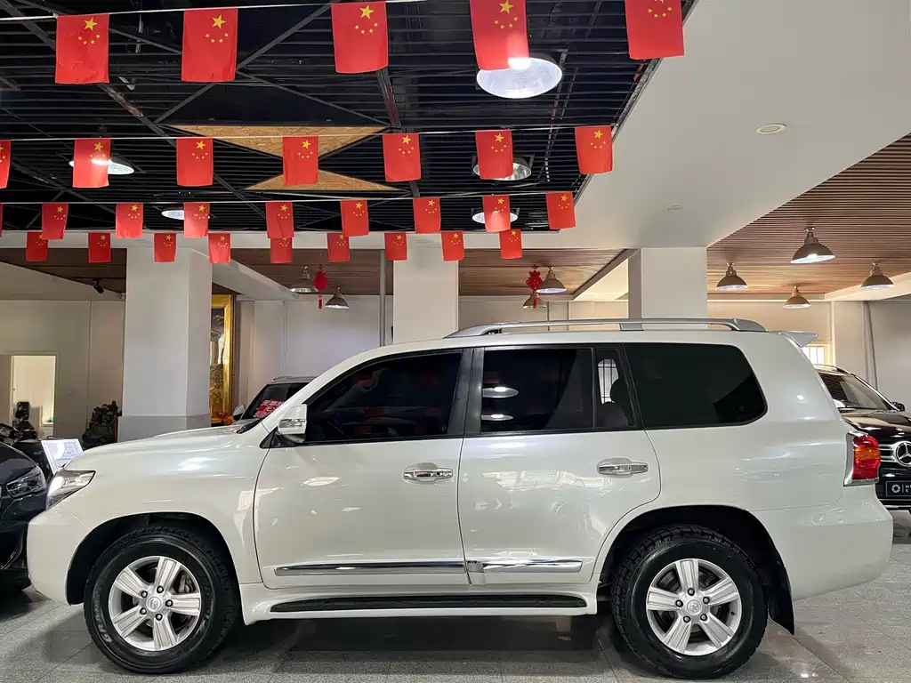 Toyota Land Cruiser 2015 — фото 17