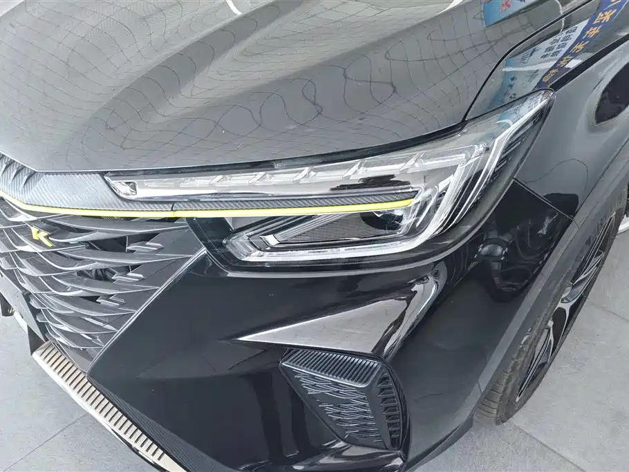 Roewe RX5 New Energy 2022 — фото 5