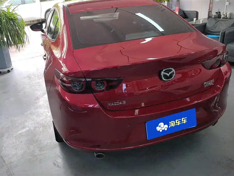 Mazda 3 Axela 2023