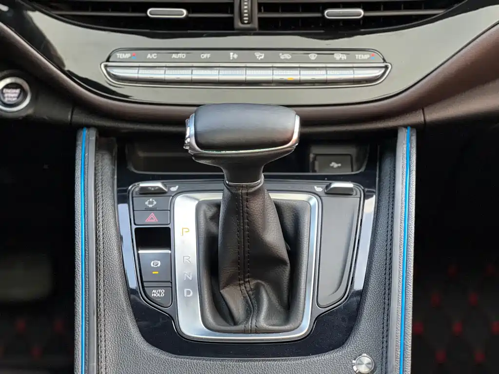 GAC Motor Trumpchi M6 2019 — фото 19