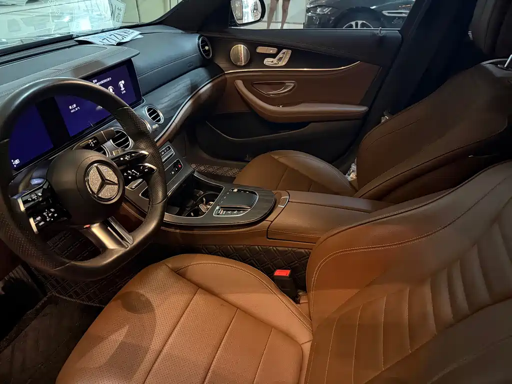 Mercedes-Benz E-Class 2021 — фото 12
