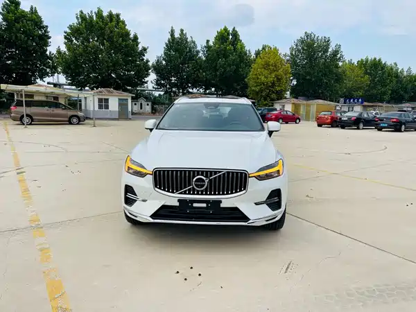 Volvo XC60 Plug-In Hybrid 2026