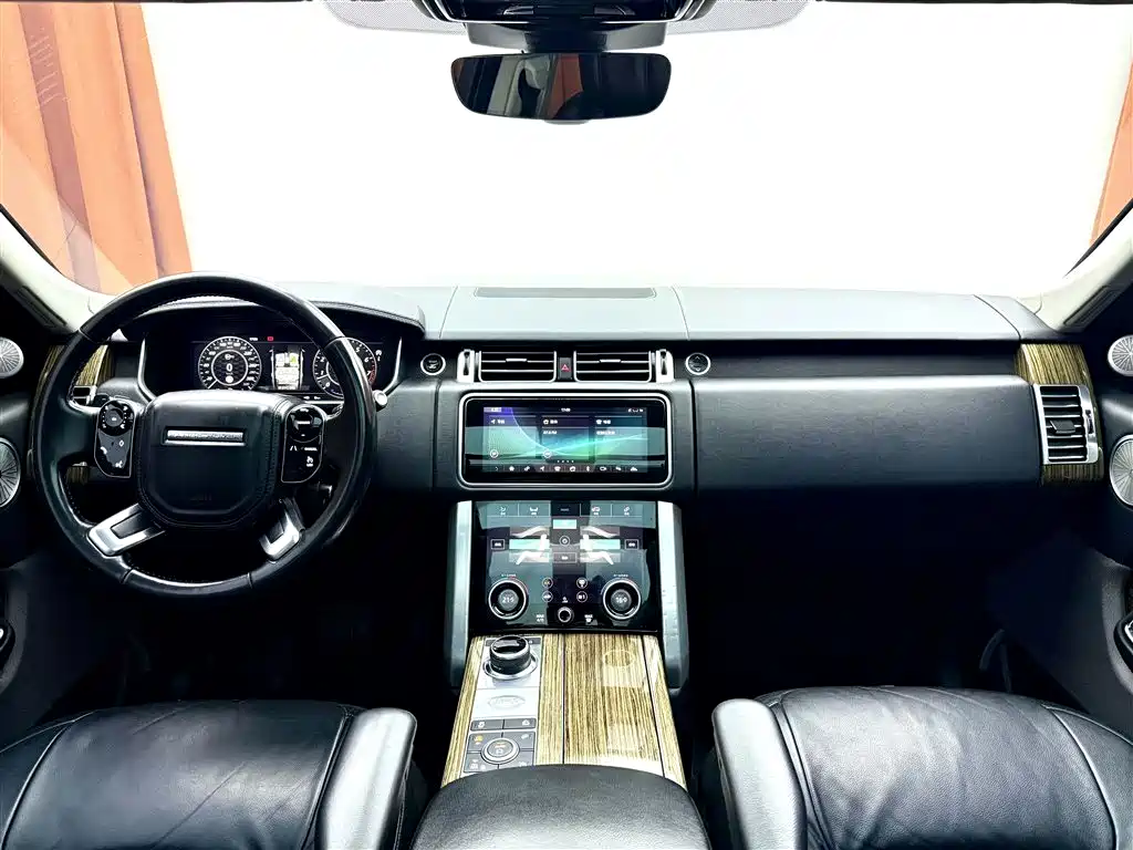 Land Rover Range Rover 2018 — фото 9