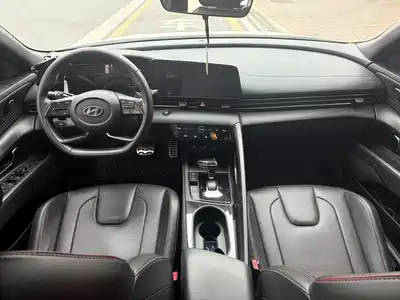 Hyundai Elantra 2021