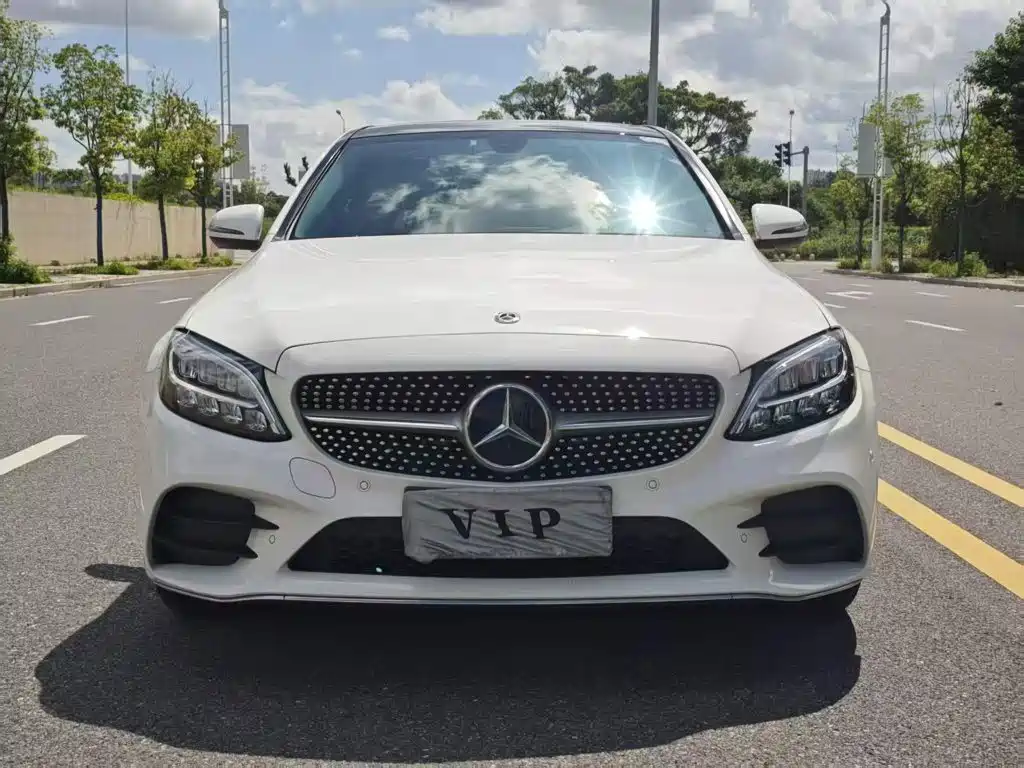 Mercedes-Benz C-Class 2021