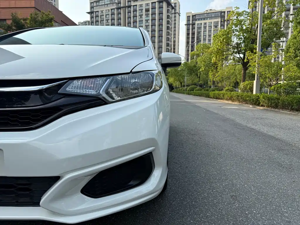 Honda Fit 2018 — фото 8