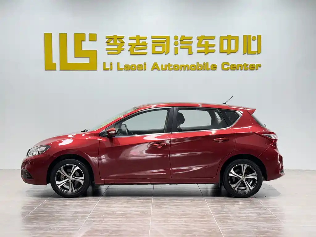 Nissan Tiida 2019 — фото 2