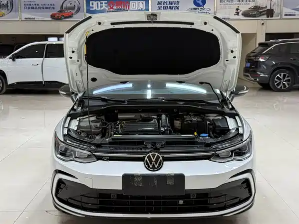 Volkswagen Golf 2022