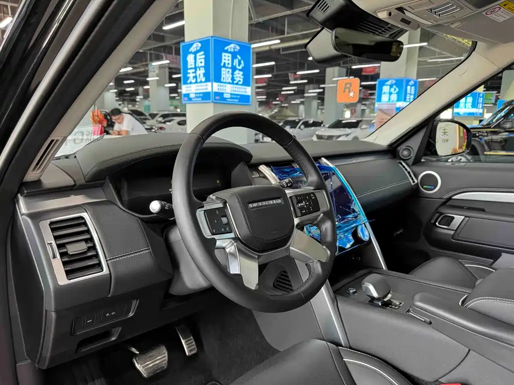 Land Rover Discovery 2022