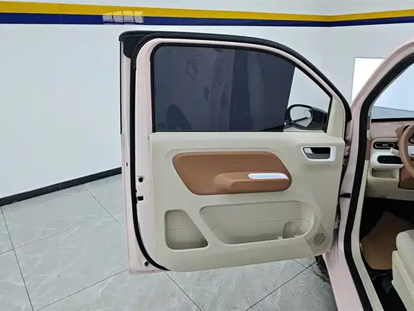 Wuling Hongguang MINIEV 2025
