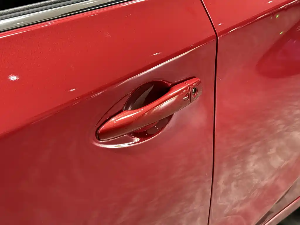 Nissan Tiida 2019 — фото 30