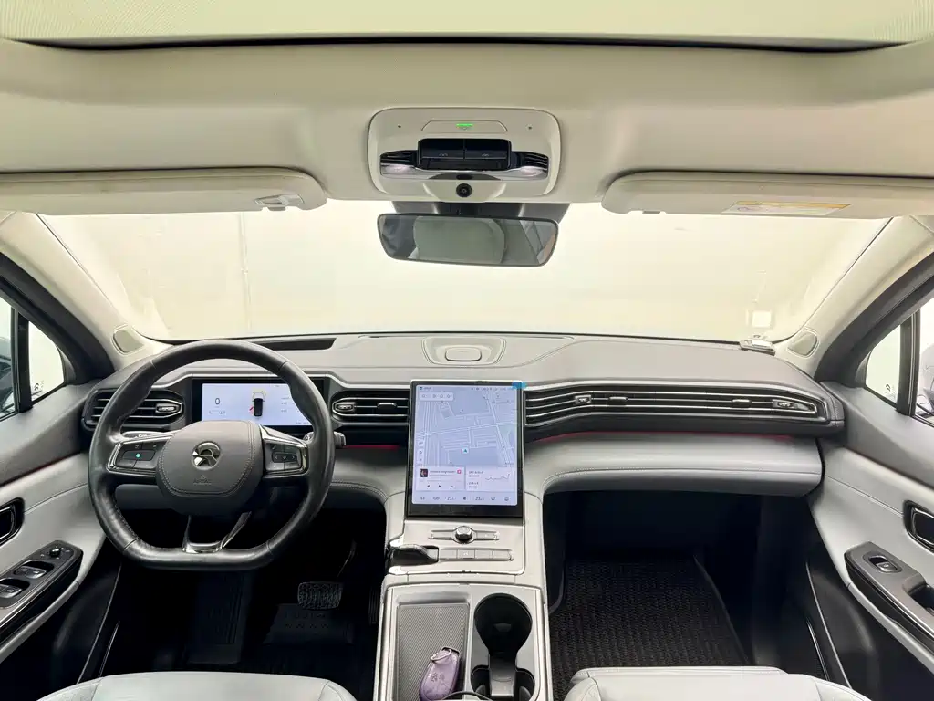 NIO ES6 2020