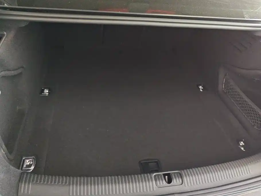 Audi A4L 2023