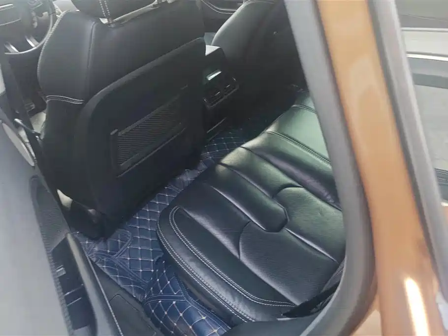 Land Rover Evoque 2014 — фото 11