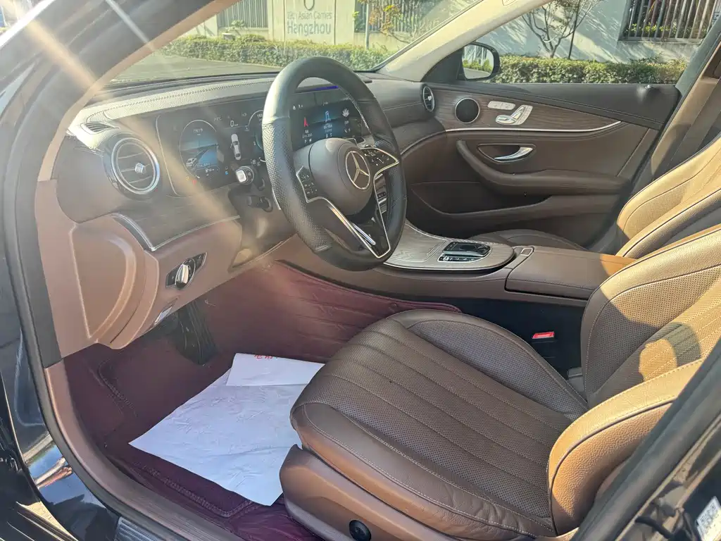 Mercedes-Benz E-Class 2021