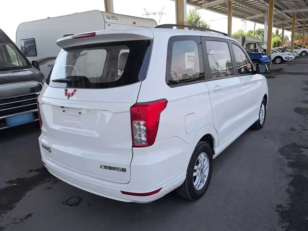 Wuling Hongguang 2019 — фото 7